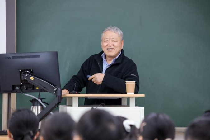 英国上市公司365